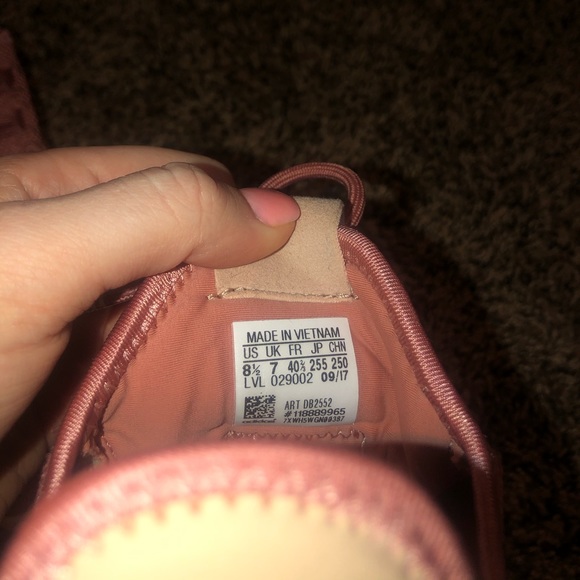 Pink adidas Size 8.5 - Picture 2 of 3